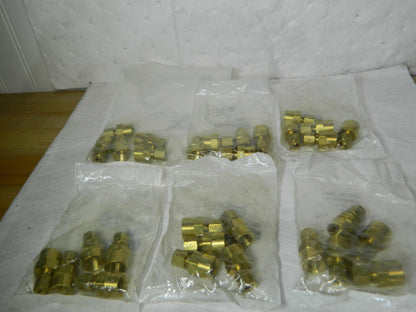 Parker 1/4" Tube OD 1/4-18 Thread Brass Compression Tube Female Connector Q