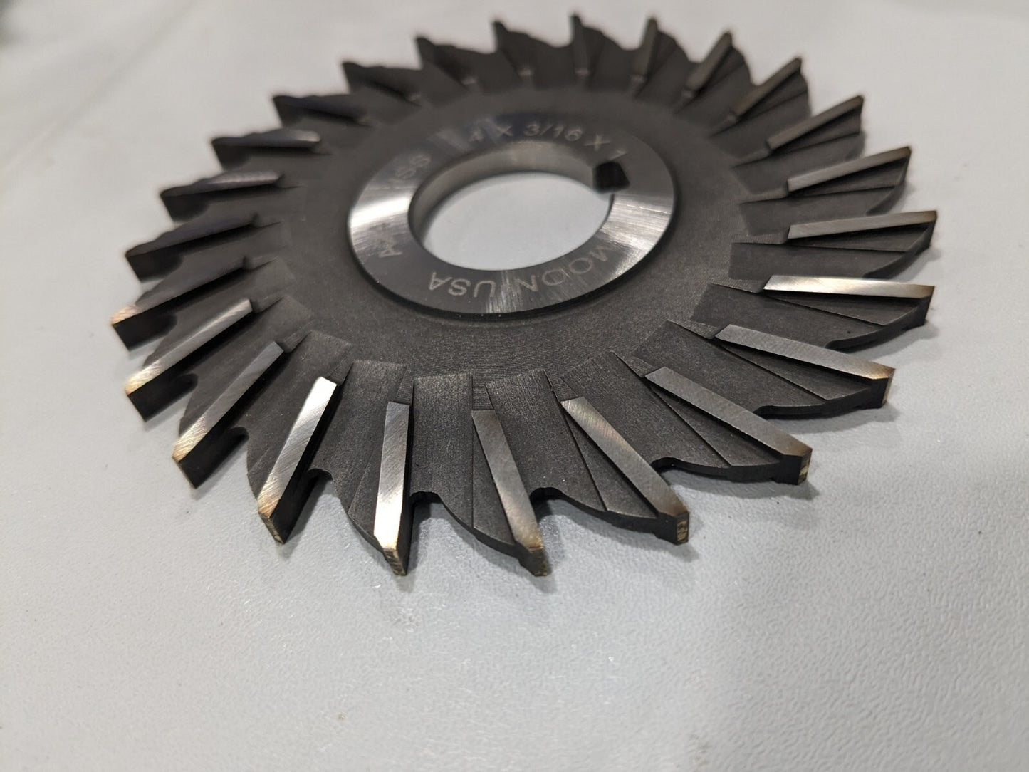 Side Milling Cutter 4"CutterDia 3/16" CuttingWidth 1"ArborHole 24Teeth SM4187