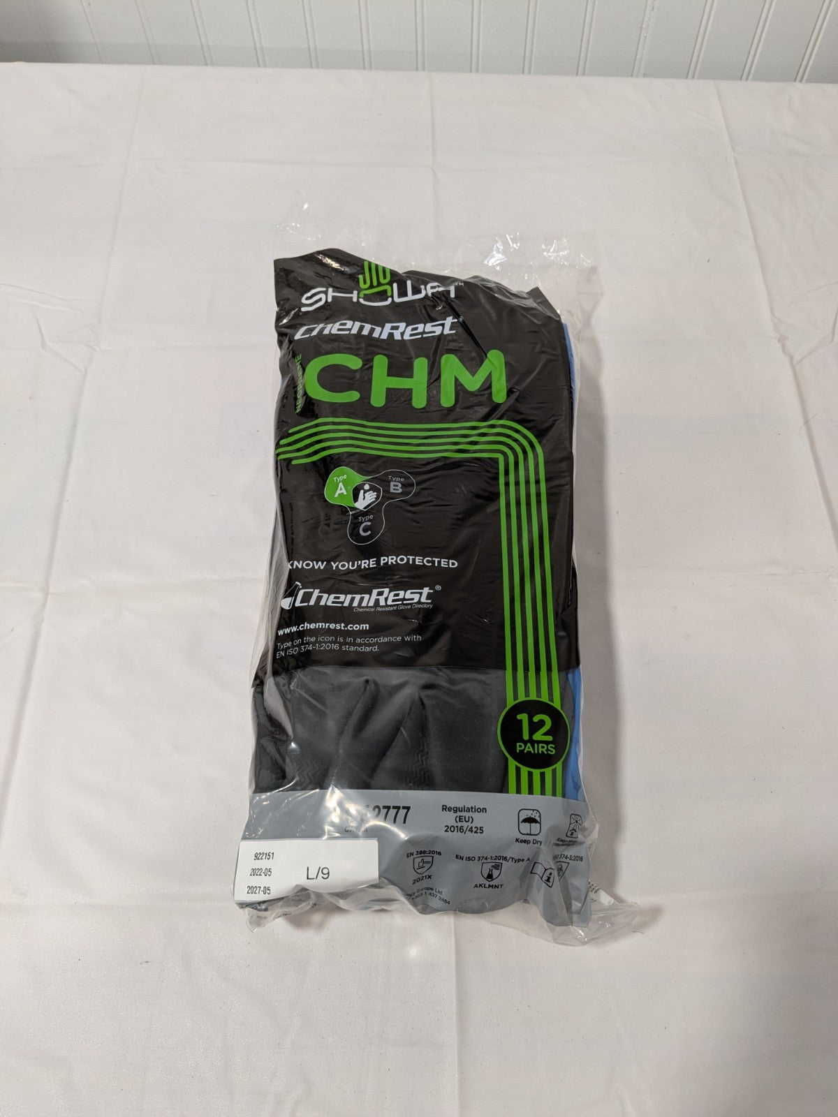 SHOWA Chemical Resistant Gloves: Size L, 26.00 mil Pack of 12 CHML-09