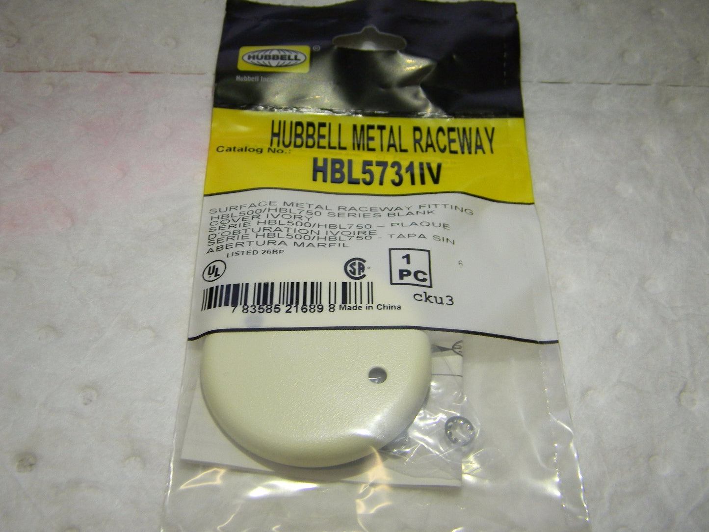 Hubble Raceway Covers 2.4" Wide x 0.24" High Round Qty 13 HBL5731IV