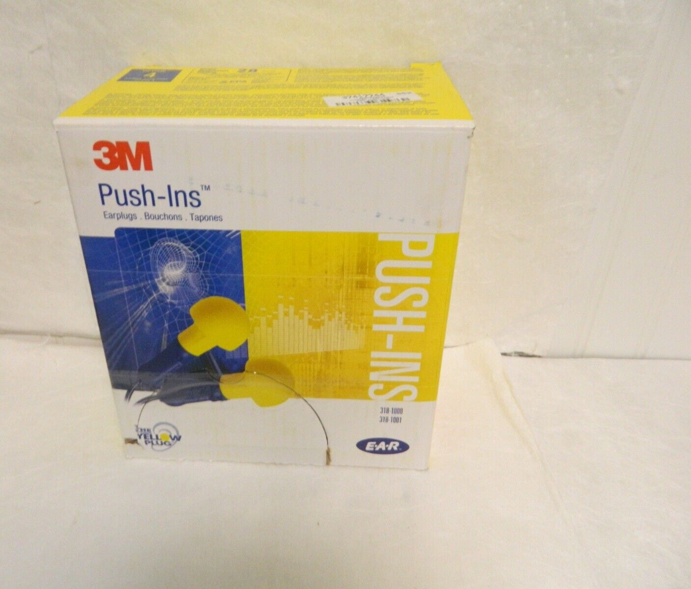 3M  Reusable Corded 28 dB Earplugs Box of 60 Pairs 7000052745