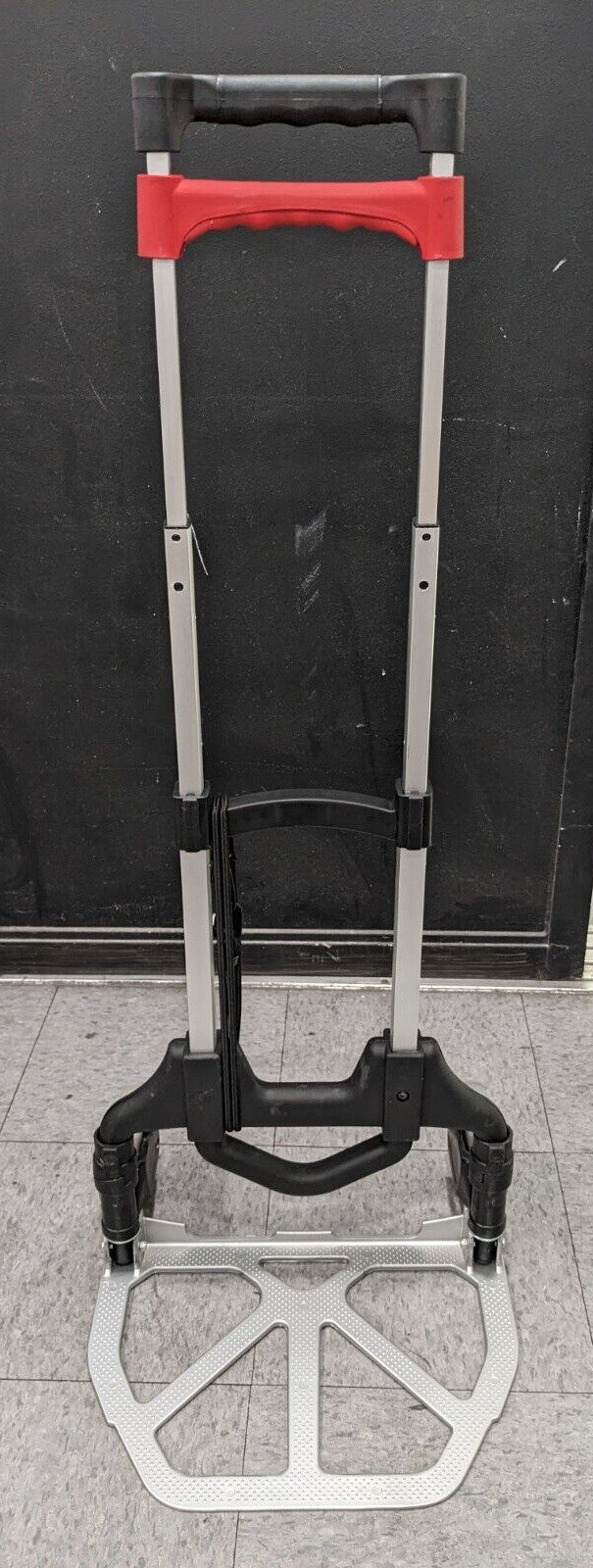 VESTIL Hand Truck: 150 lb Capacity, 16-1/8" Wide FHC-150