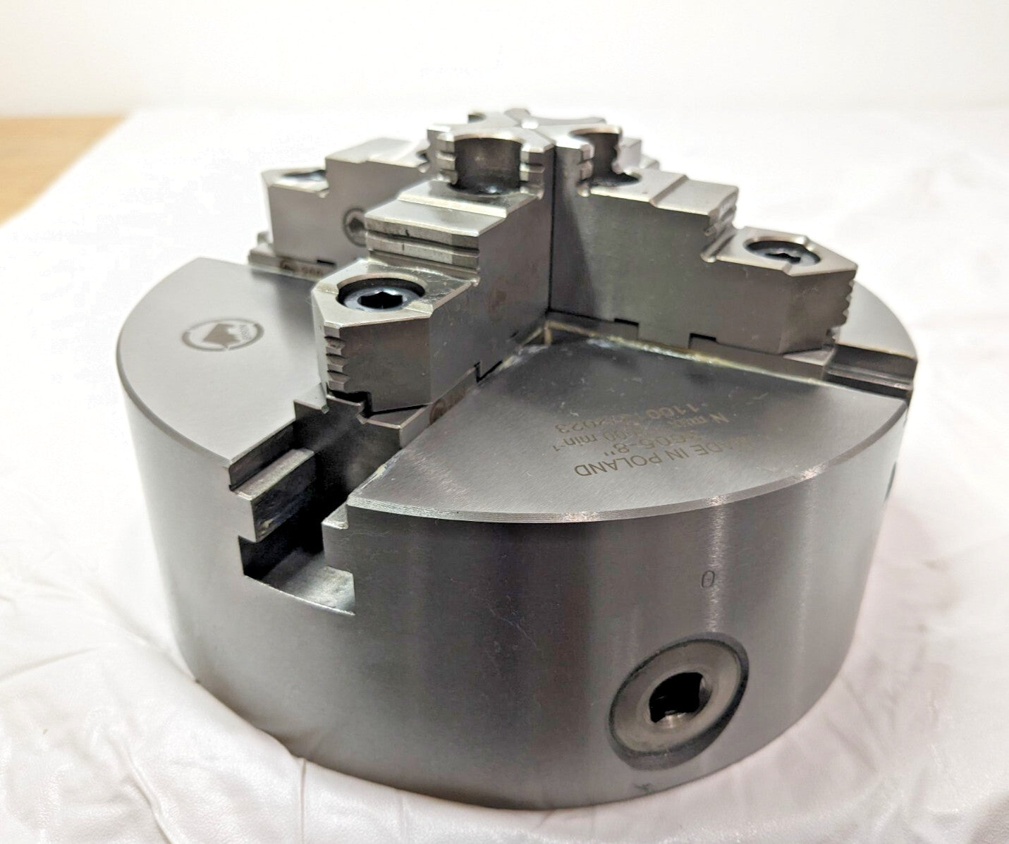 Bison 4 Jaw Self Centering Manual Chuck 8" Diam Plain Back 3605-8" 7-840-0800