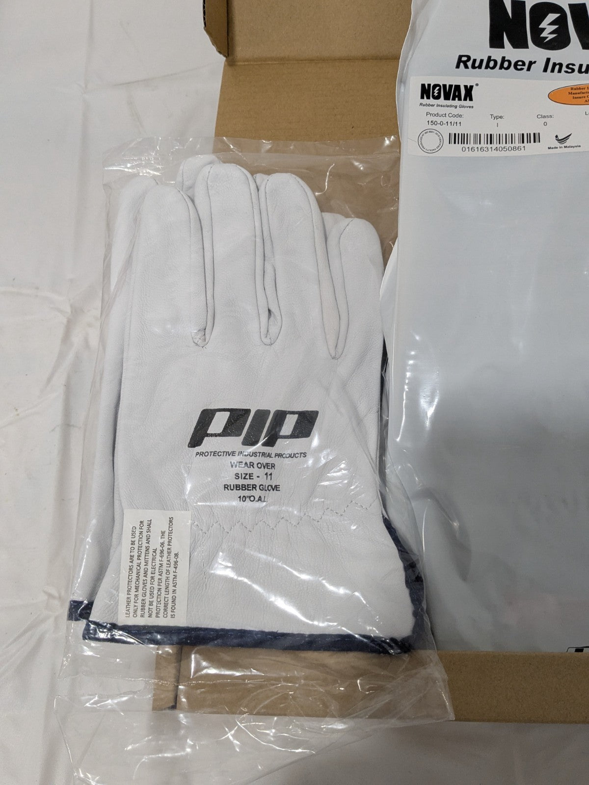 PIP Rubber Linesman Gloves: Class 0, Size 2X-Large, 11" Long 150-SK-0/11-KI