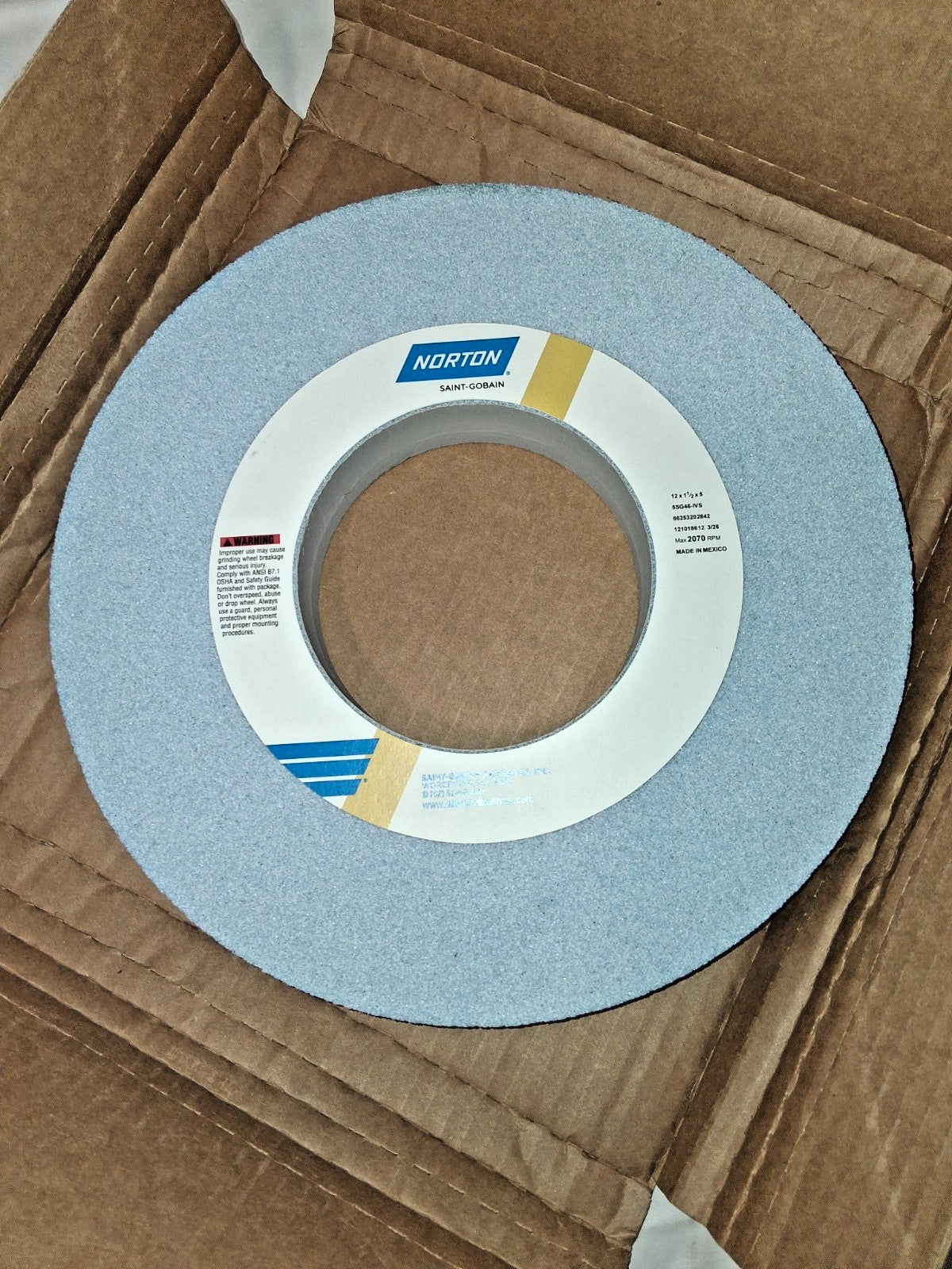 Norton Surface Grinding Wheel 12" Dia 1-1/2" Thick 5" Arbor 46 Grit 66253202842