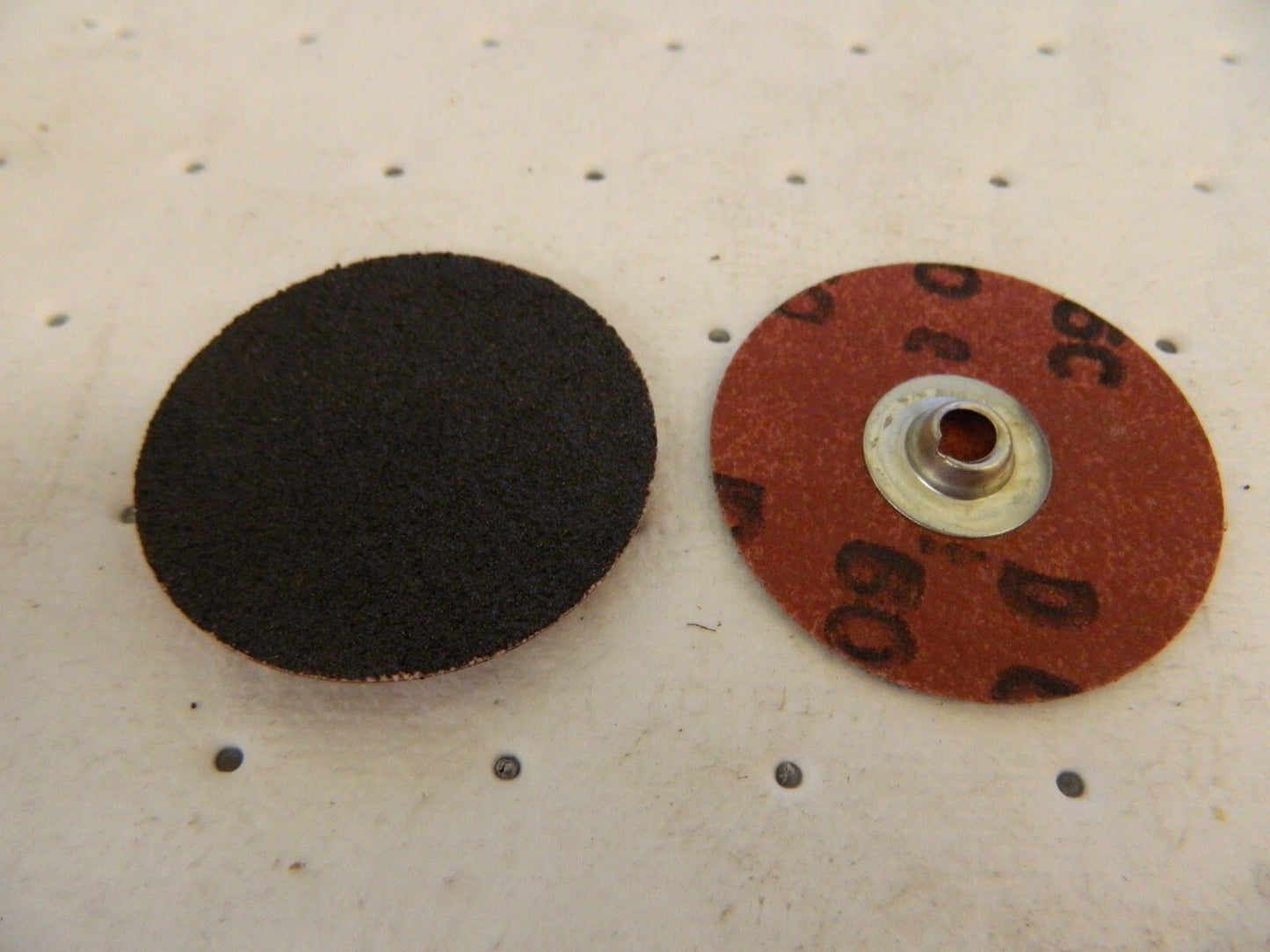 MERIT ABRASIVES Quick-Change Disc 100pcs: Power-Lock Type 2 50 Grit 69957399640