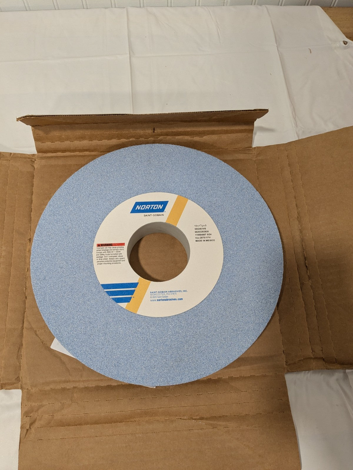 Norton Surface Grinding Wheel: 12" Dia, 1-1/2" Thick, 3" Hole, 46