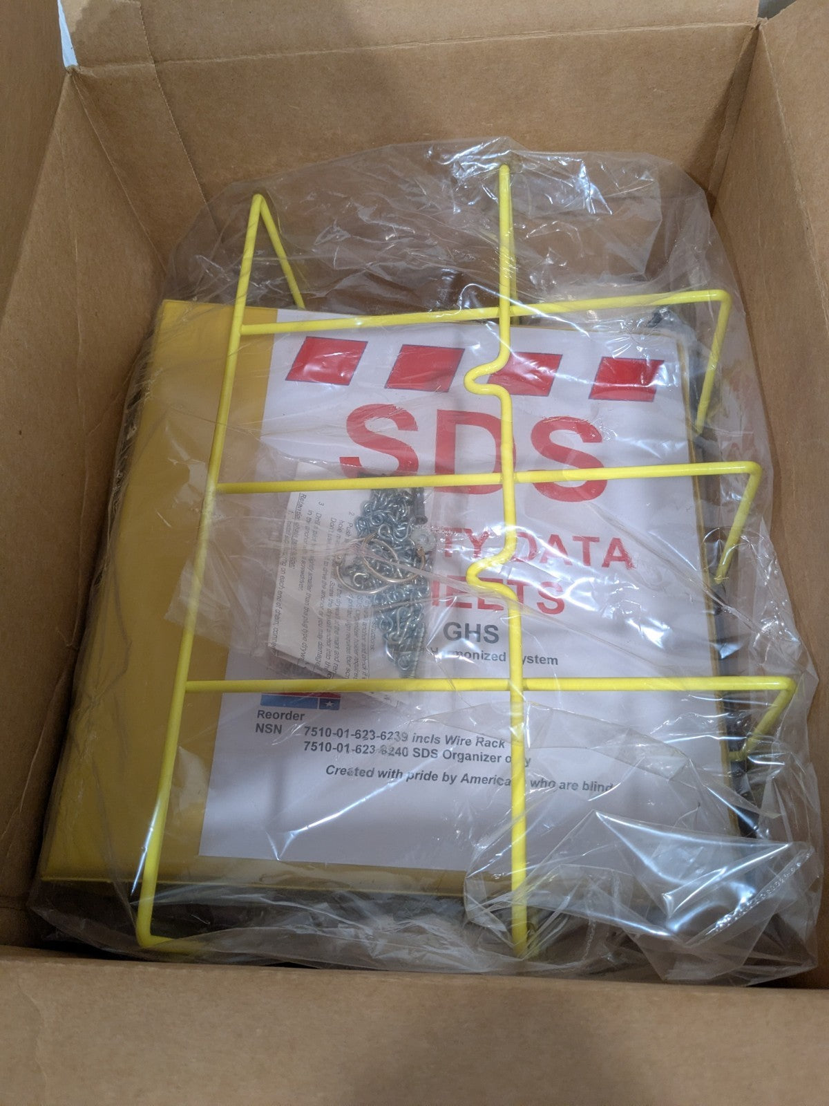AbilityOne Ring Binder: Right to Know/SDS English 7510016236239
