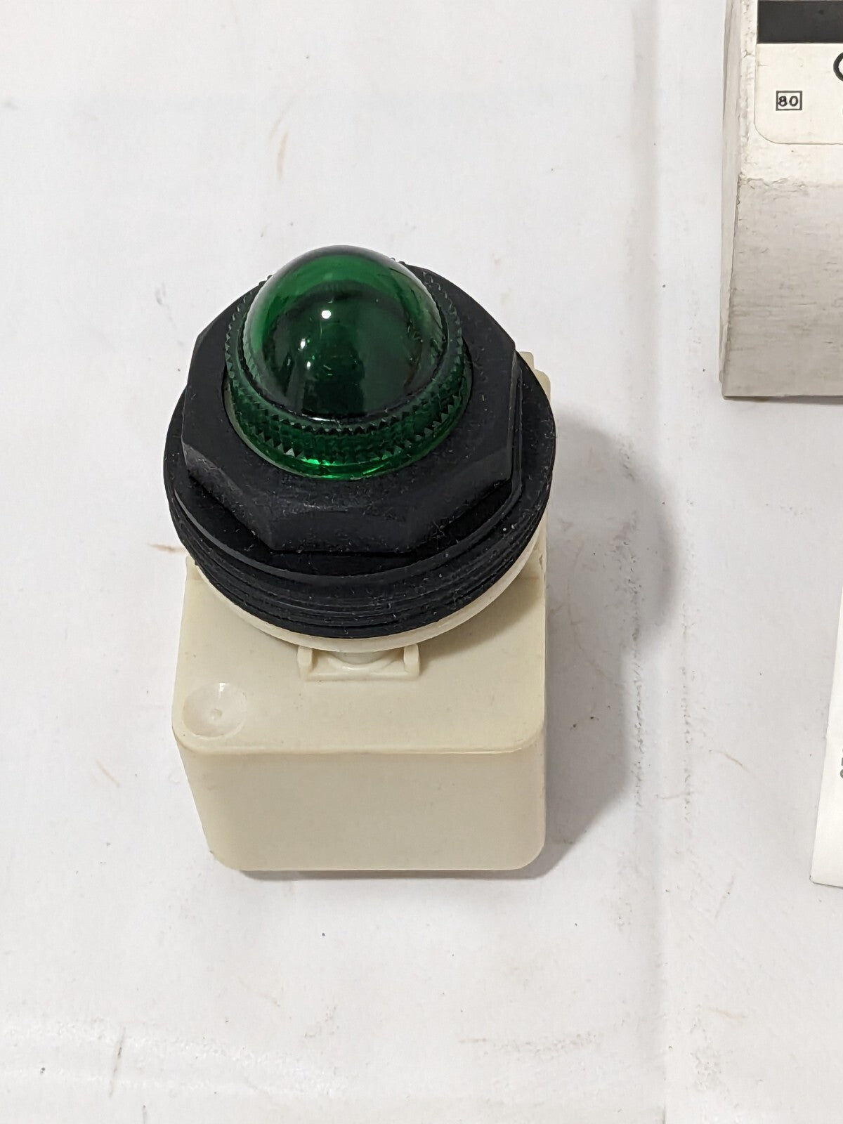 Square D Pilot Light 120V, 30mm, Green Lens 9001-SKP38G9