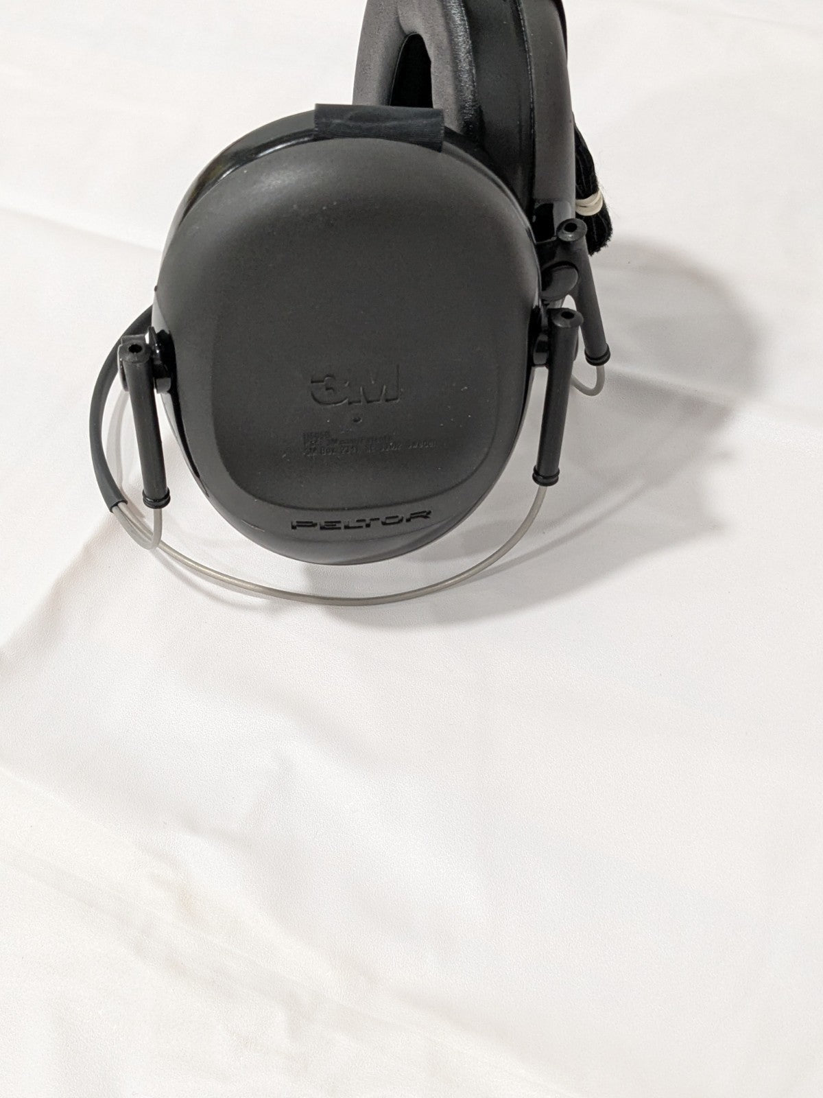 3M Peltor Earmuffs: Listen-Only Earmuffs, Behind Neck, Black H505B