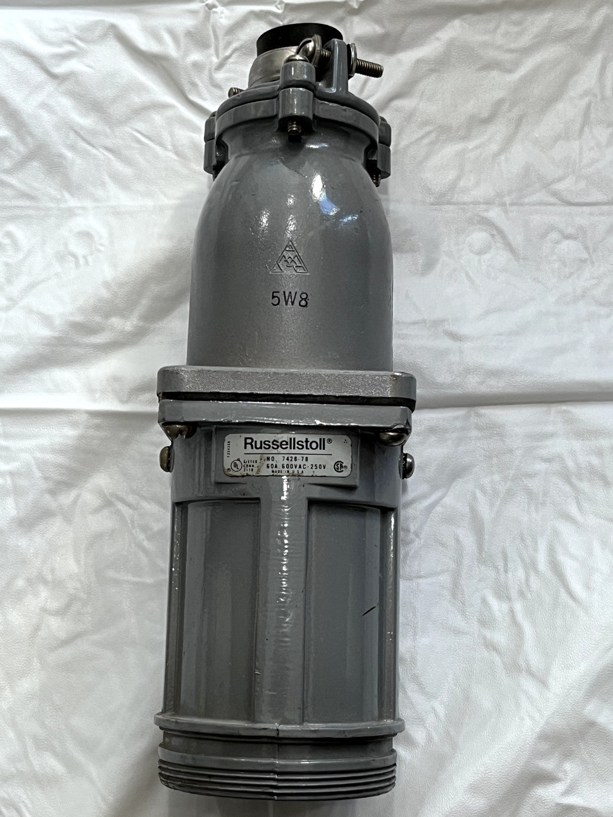 Thomas & Betts 7428-78 Russellstoll Pin and Sleeve Connector