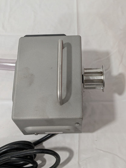 Abanaki Belt Oil Skimmer: 1.00 GPH, 18" Reach, with Motor SMMS1-18