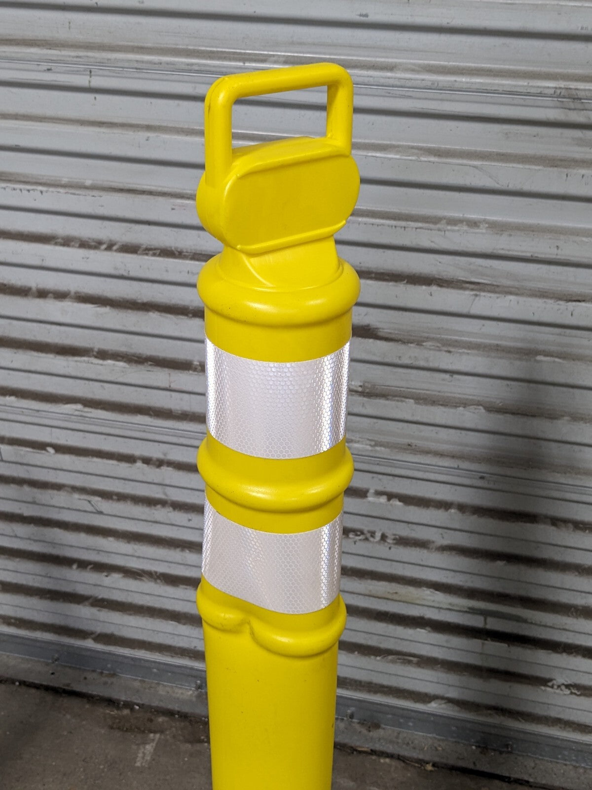 Set of 3 Cortina Safety Reflective Delineator Post Set 45" Height 03-747YRBC-3
