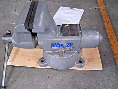 Wilton Tradesman Bench & Pipe Combination Vise 28808