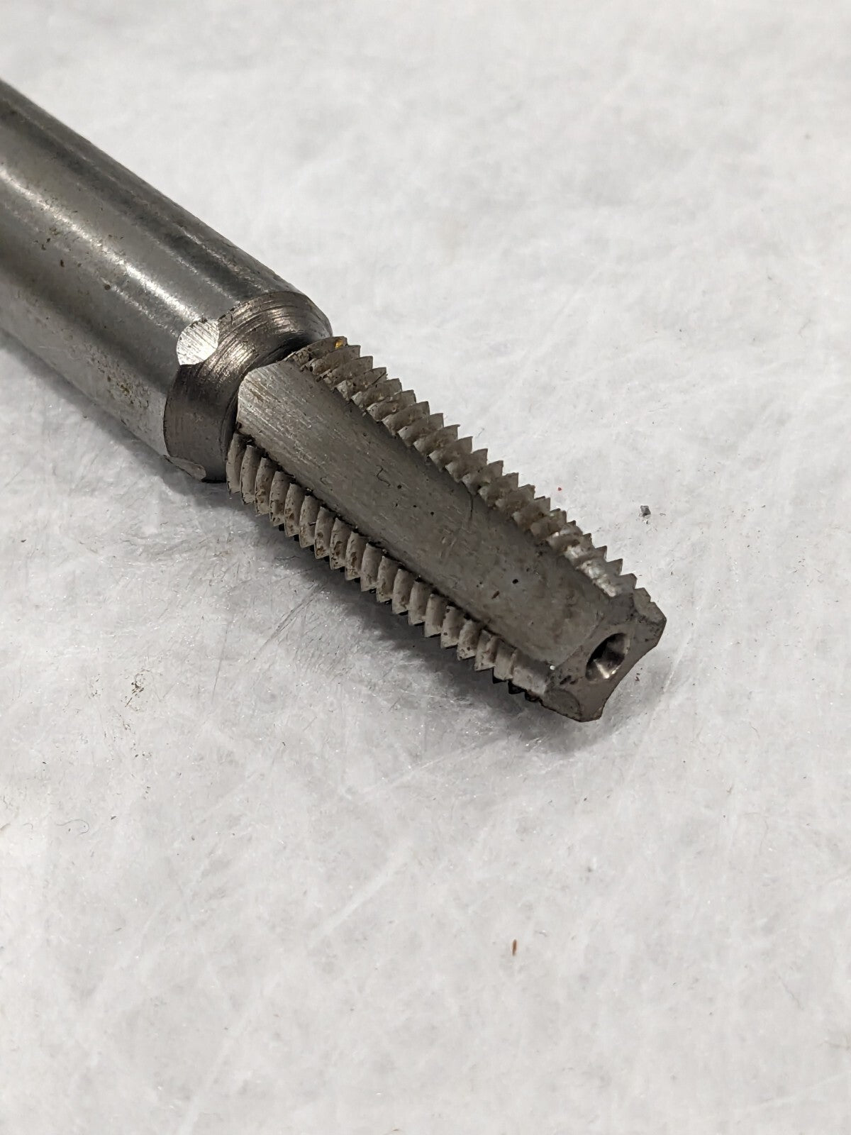 Interstate Extension Pipe Tap: 1/4-18 NPT, 4 Flutes, Plug Chamfer 04674032