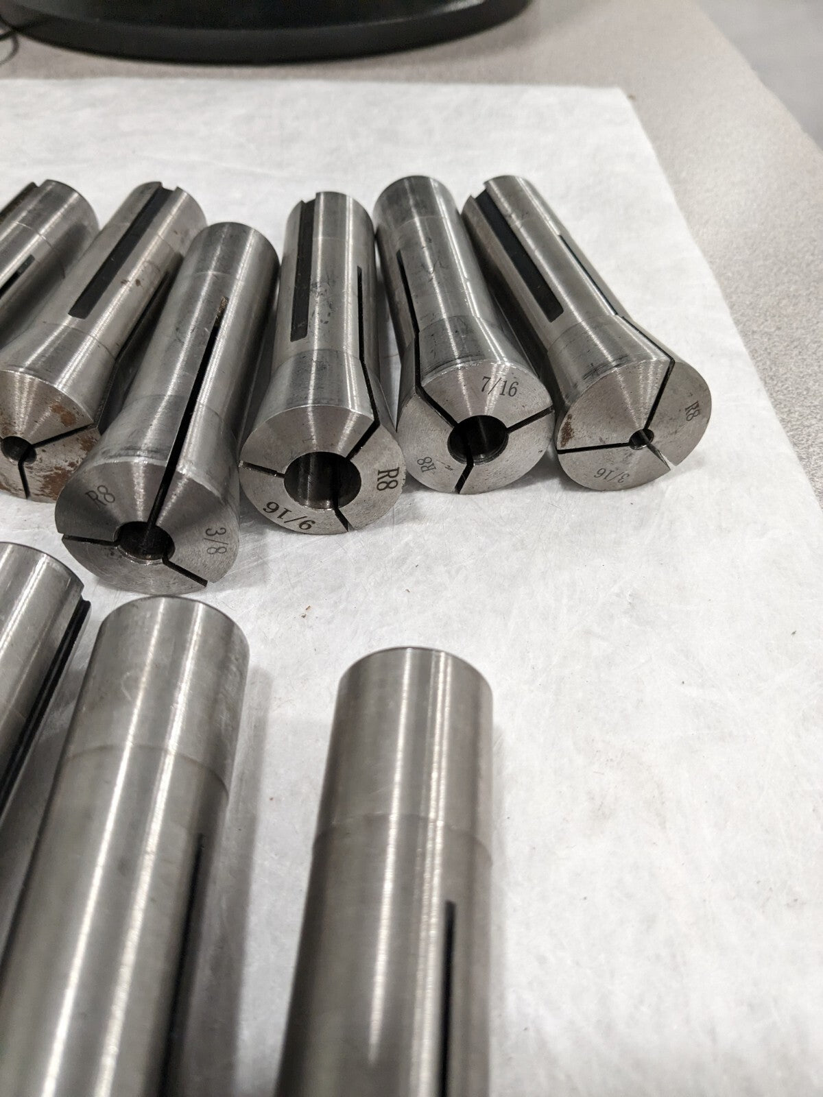 R8 Collet Set: 12 Pc, 1/16 to 7/8" Cap. Increments of 1/16" 231-2114 I