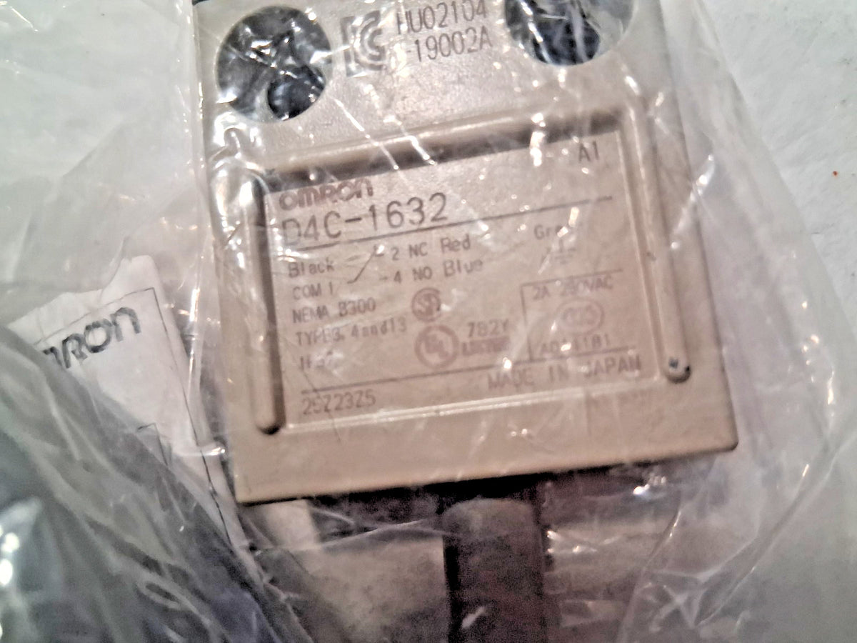 Omron General Purpose Limit Switch SPDT 4NO/2NC Roller Plunger Top D4C-1632
