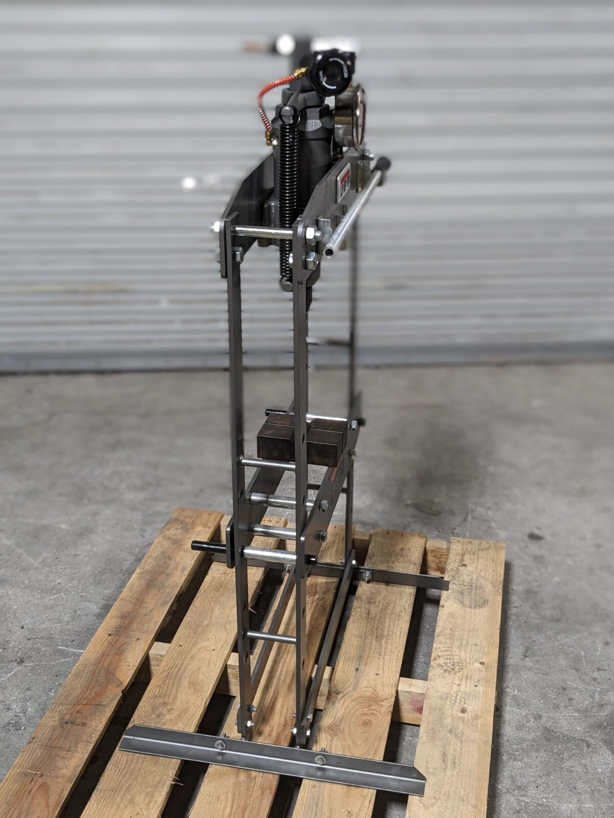Jet Manual Hydraulic Shop Press 5 Ton Capacity 1-3/4" Ram 4" Stroke 33