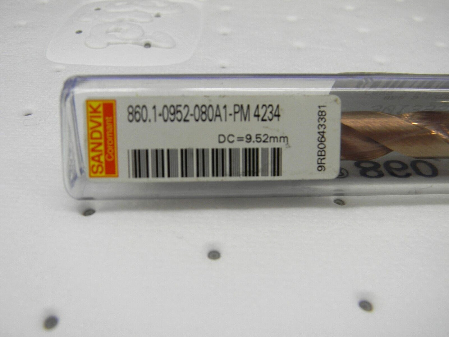 SANDVIK COROMANT Solid Carbide Jobber Length Drill Bit 0.578" Dia, 144 °6040573
