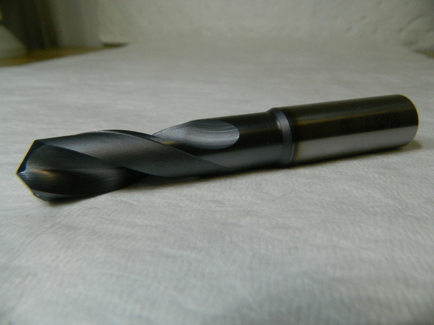 OSG Powdered Metal Screw Machine Drill Bit 0.7087" 120° Spiral Flute 859918