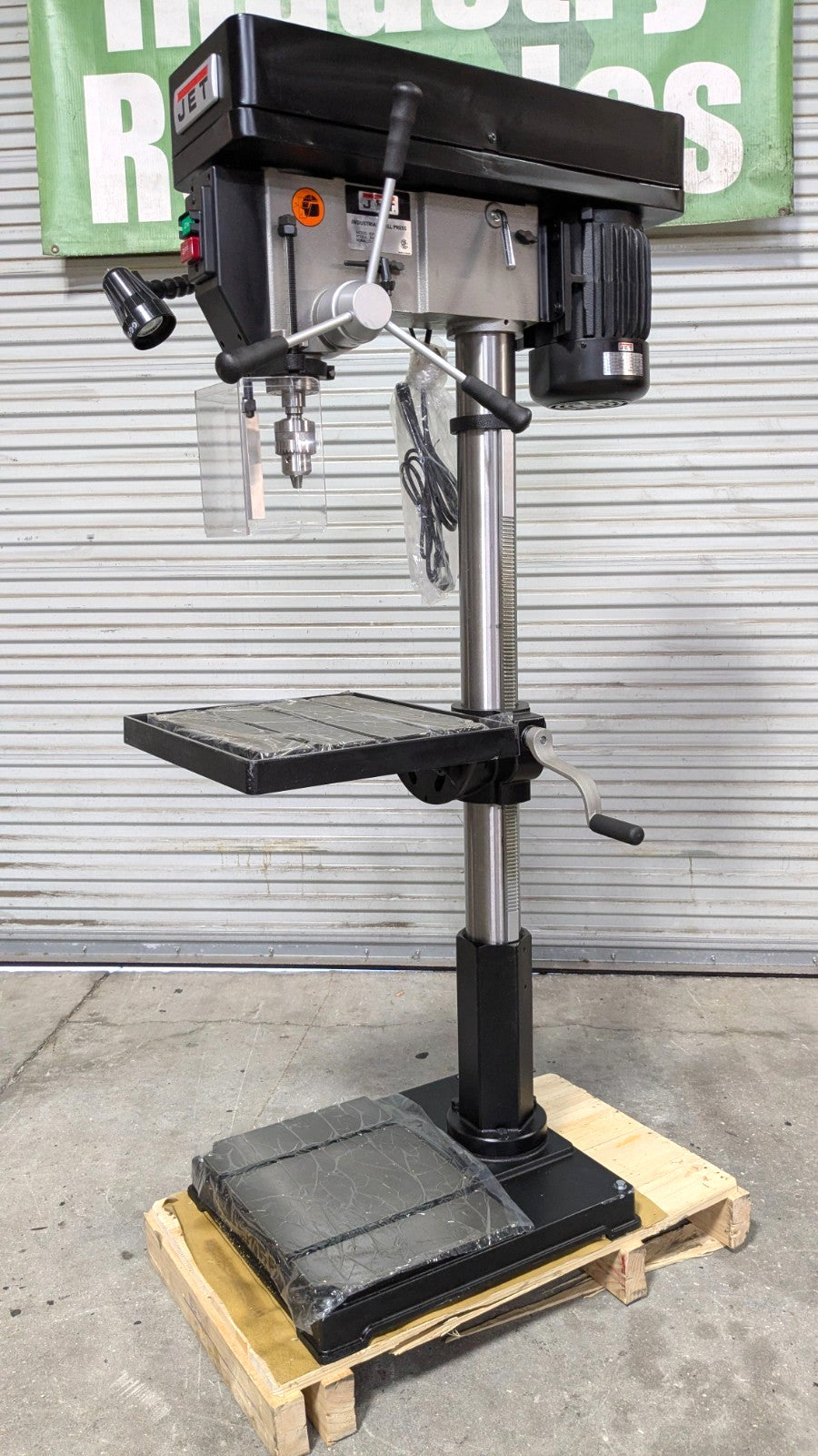 JET IDP-22 Heavy Duty Drill Press 22" Swing  1-1/2HP 115V Step Pulley  3MT Taper