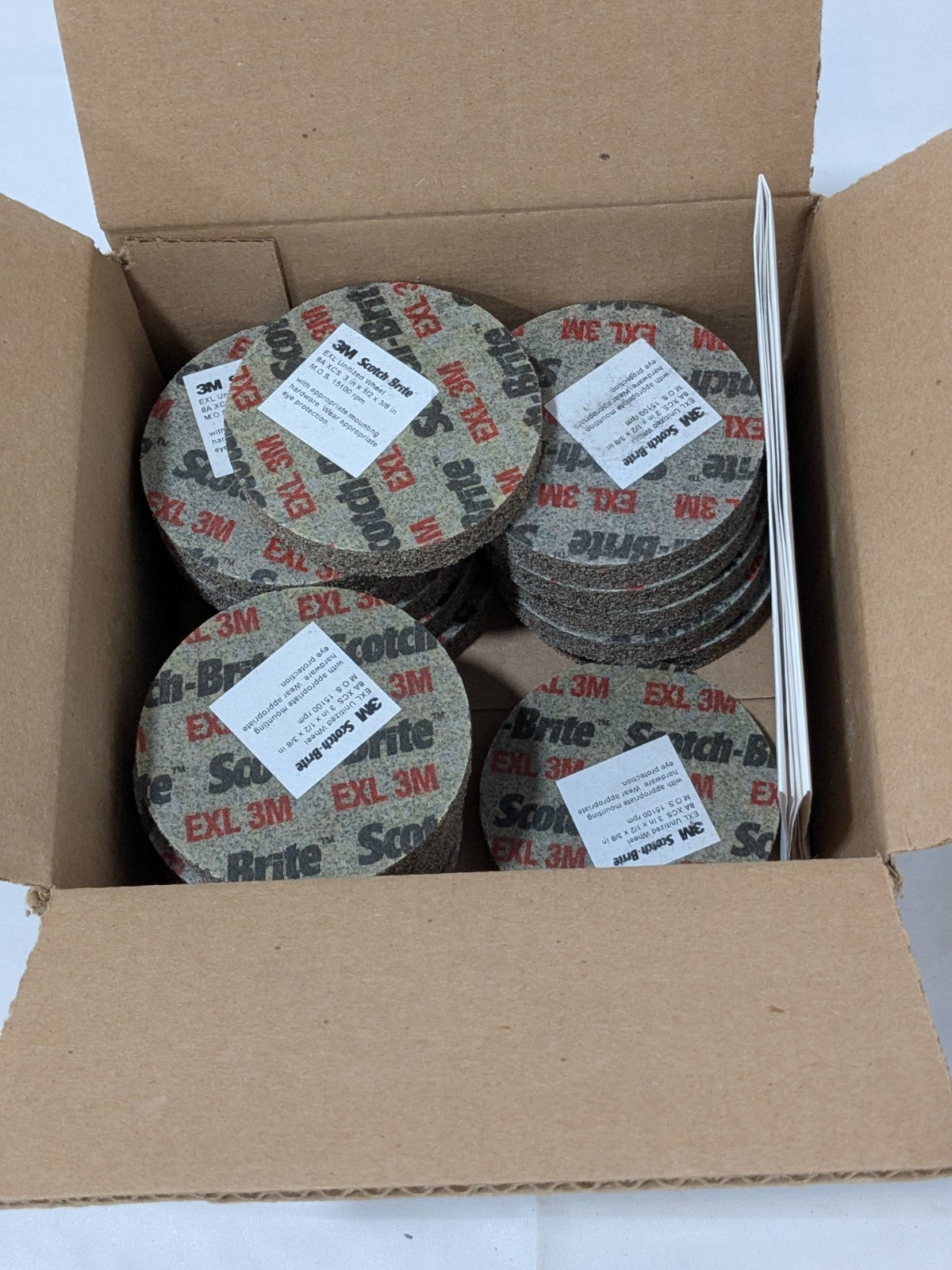 3M Deburring Wheel: 3" Dia, 1/2" Face Width, 3/8" Hole Box of 17 00048011185606