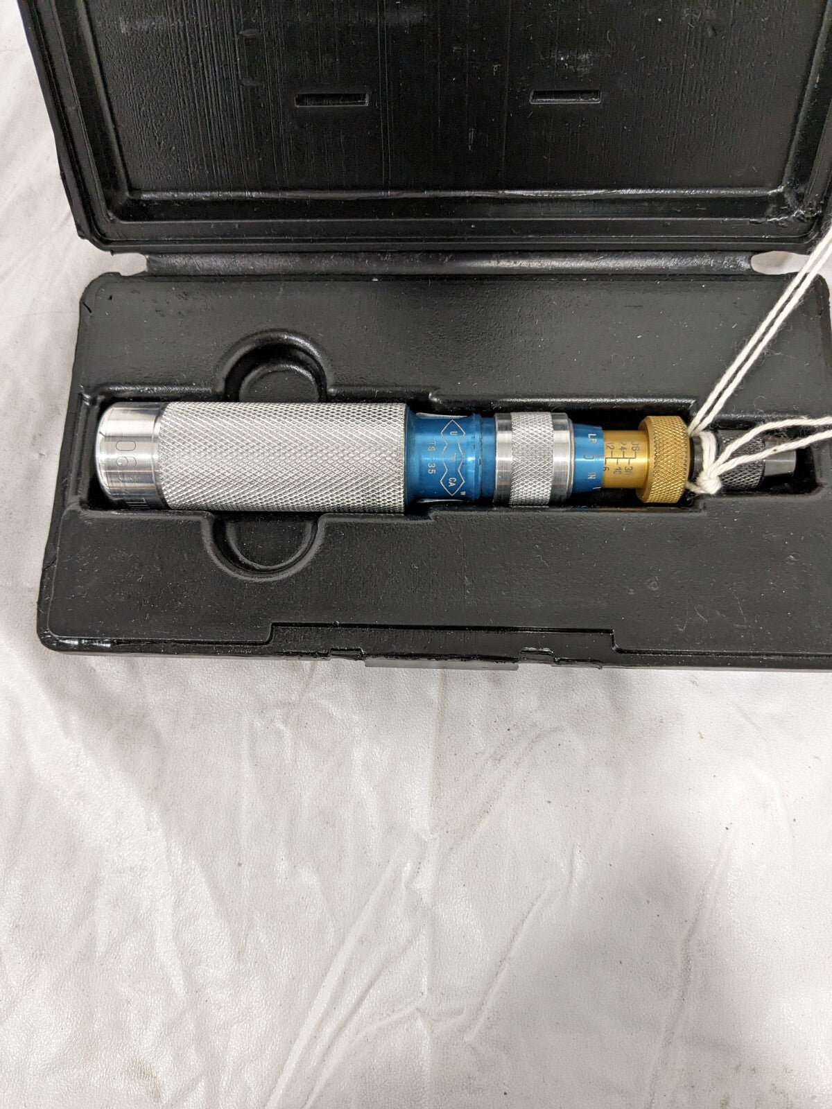 APEX Torque Screwdriver: 6 to 36 in/lb Torque 6-1/2" OAL, 1/4" Drive T