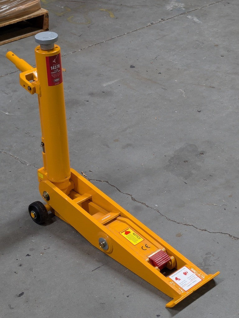 AME Heavy Duty Forklift Jack 7.5 Ton Capacity 2-1/4" to 16-5/8" Height