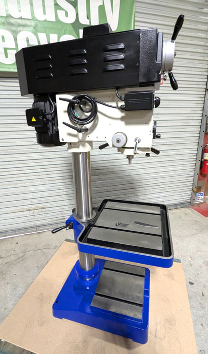 Vectrax Mill / Drill Machine  20" Swing 170 - 2000 RPM 220v 3ph *Scratch & Dent*