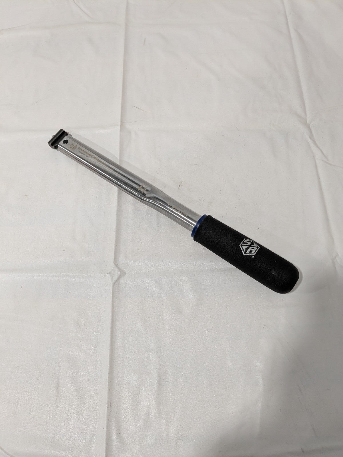 Sturtevant Preset Click Torque Wrench: 9/16 in Drive 750.0 in-lb Max 810013