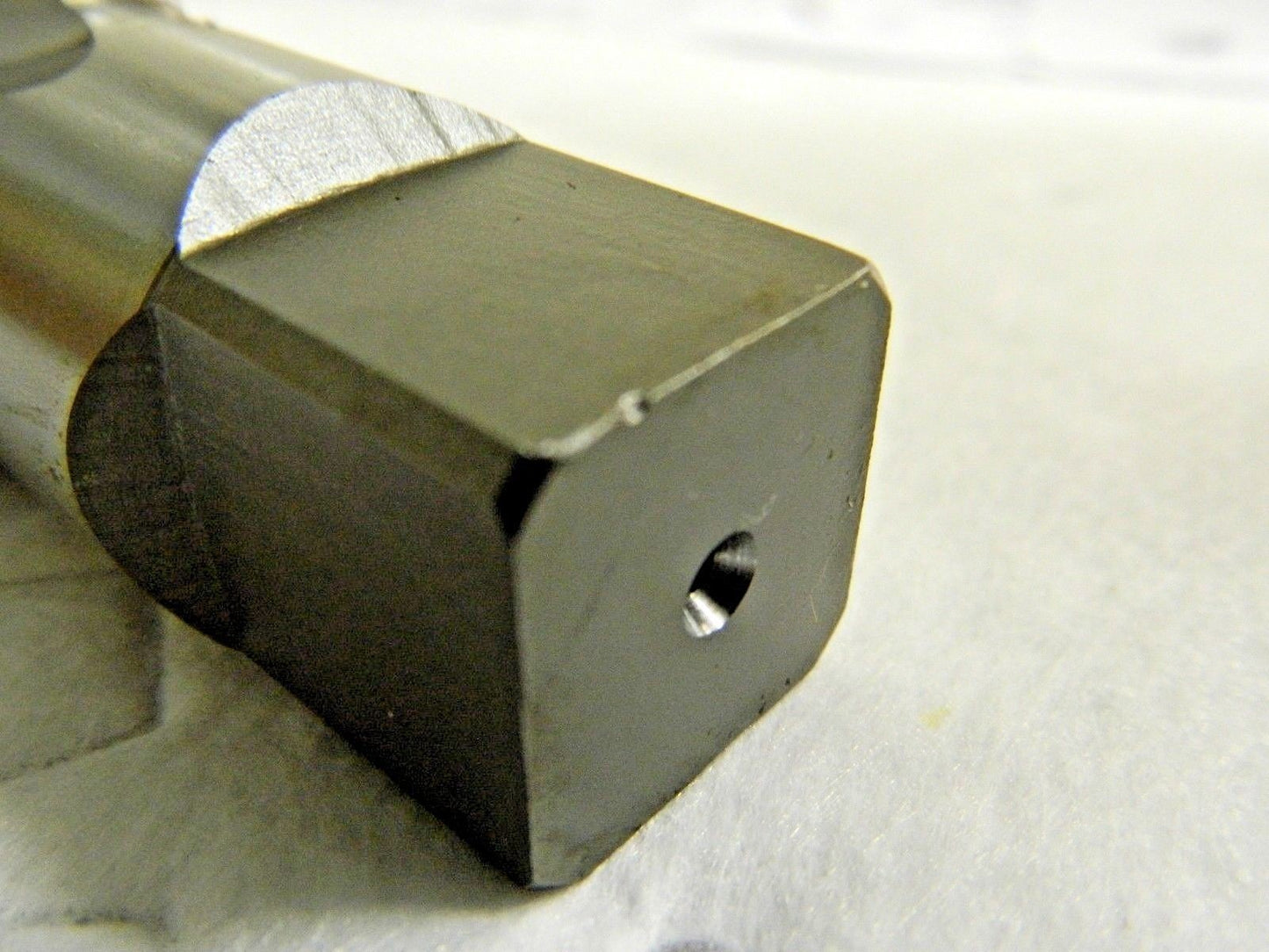 Kennametal Standard Pipe Tap 1 - 11-1/2" NPT 5FL 1" to 3-1/2" Cha