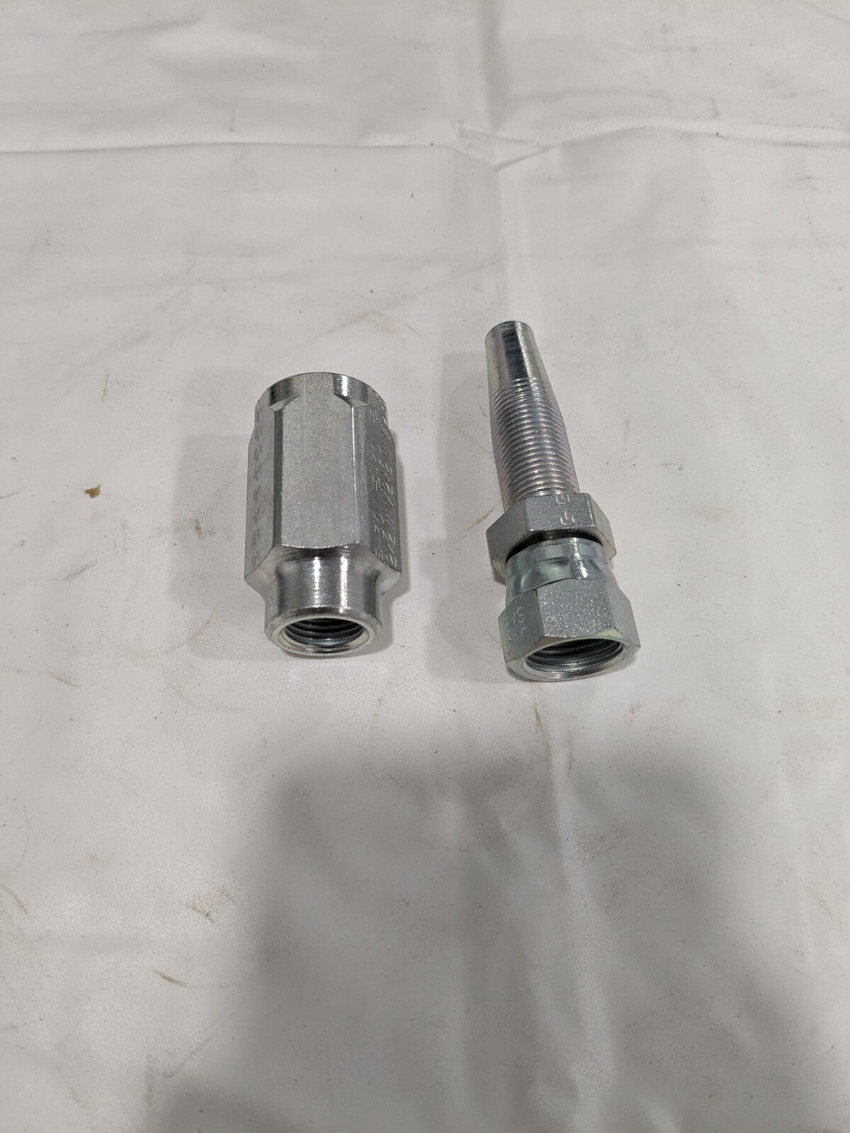 Parker 316 Stainless 1/2" Hose Fitting -8 JIC P-30