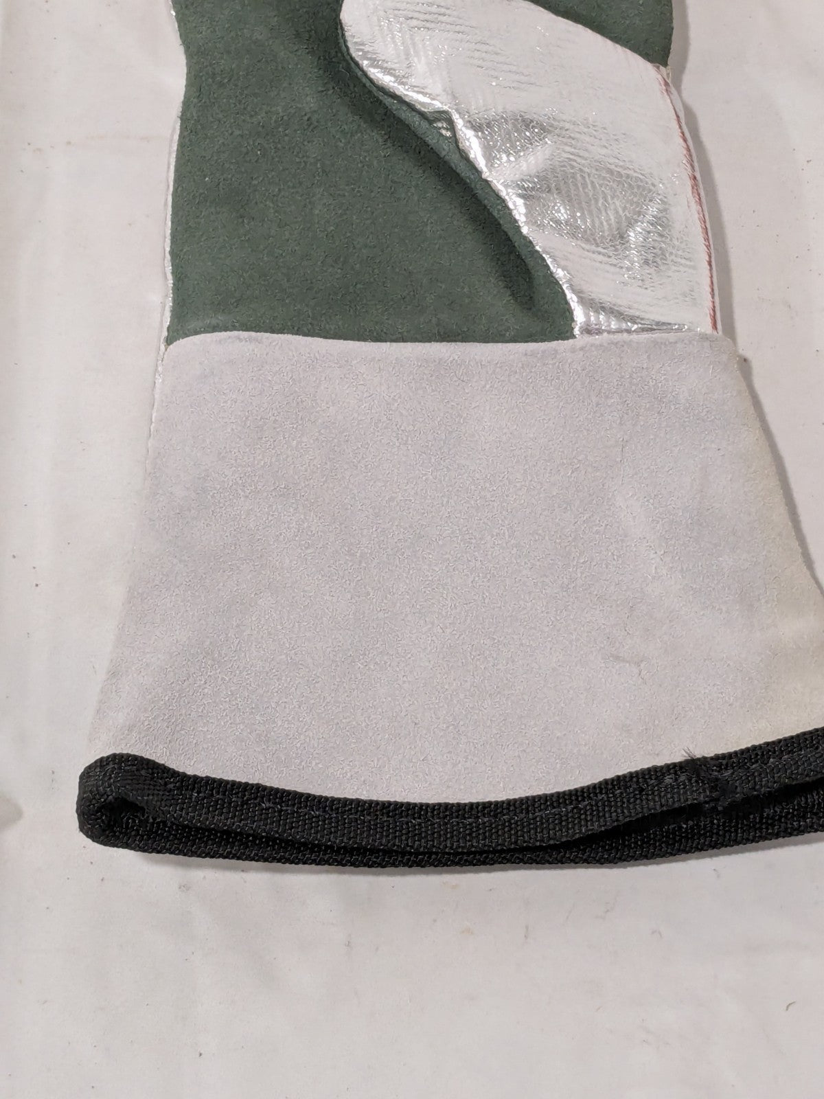 NSA Green/Aluminized Aluminized Rayon High Heat Glove RIGHT HAND ONLY DJXG395
