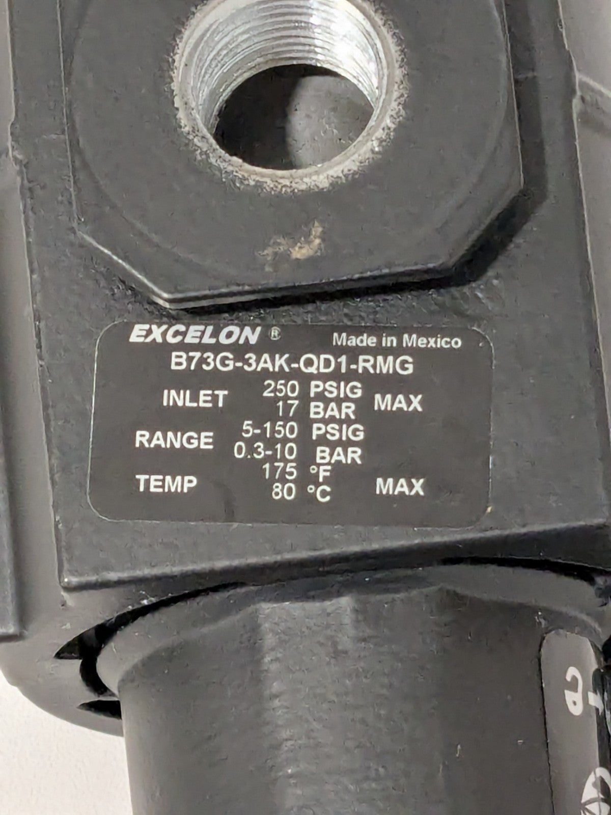 NORGREN FRL Combination Unit: 3/8 NPT, Intermediate B73G-3AK-QD1-RMG