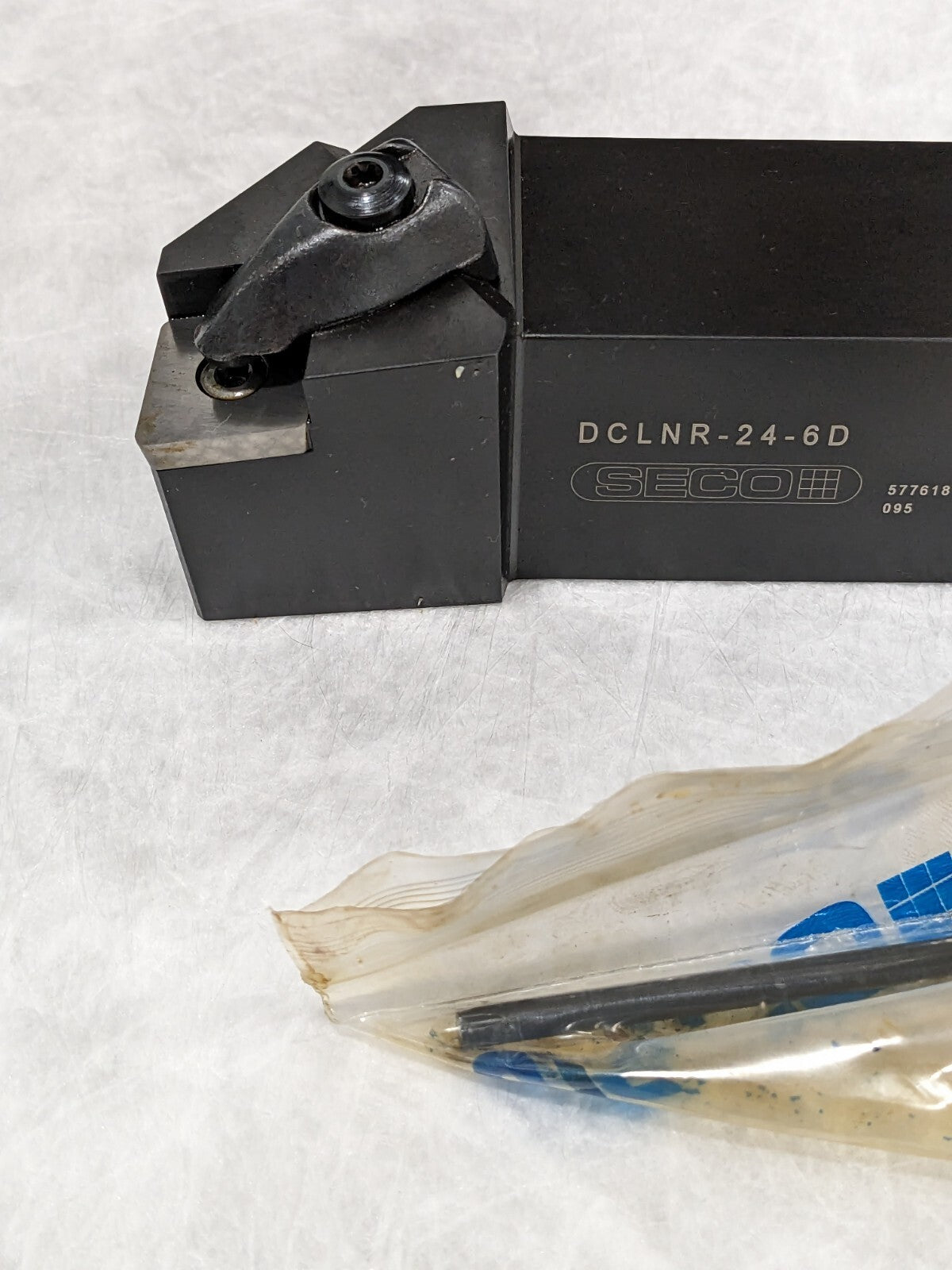 SECO Indexable Turning Toolholder: DCLNR-24-6D, Clamp 02565469
