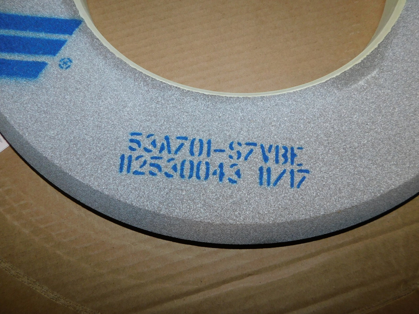 Norton Surface Grinding Wheel 21" Diam x 12" Hole x 1-1/4" Thick