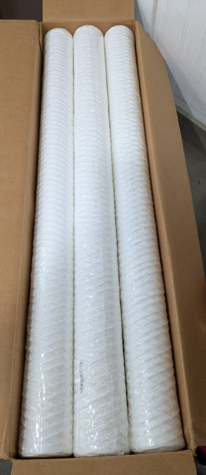 Parker Plumbing Cartridge Filter: 2-1/2" OD, 30" Long, 1 micron T39R30