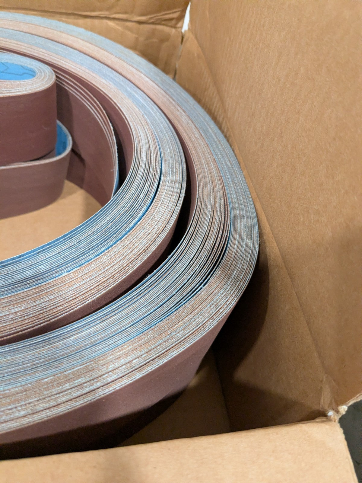 Abrasive Belt: 2" Wide, 132" OAL, 400 Grit, Aluminum Oxide Qty 50 V89400J020132