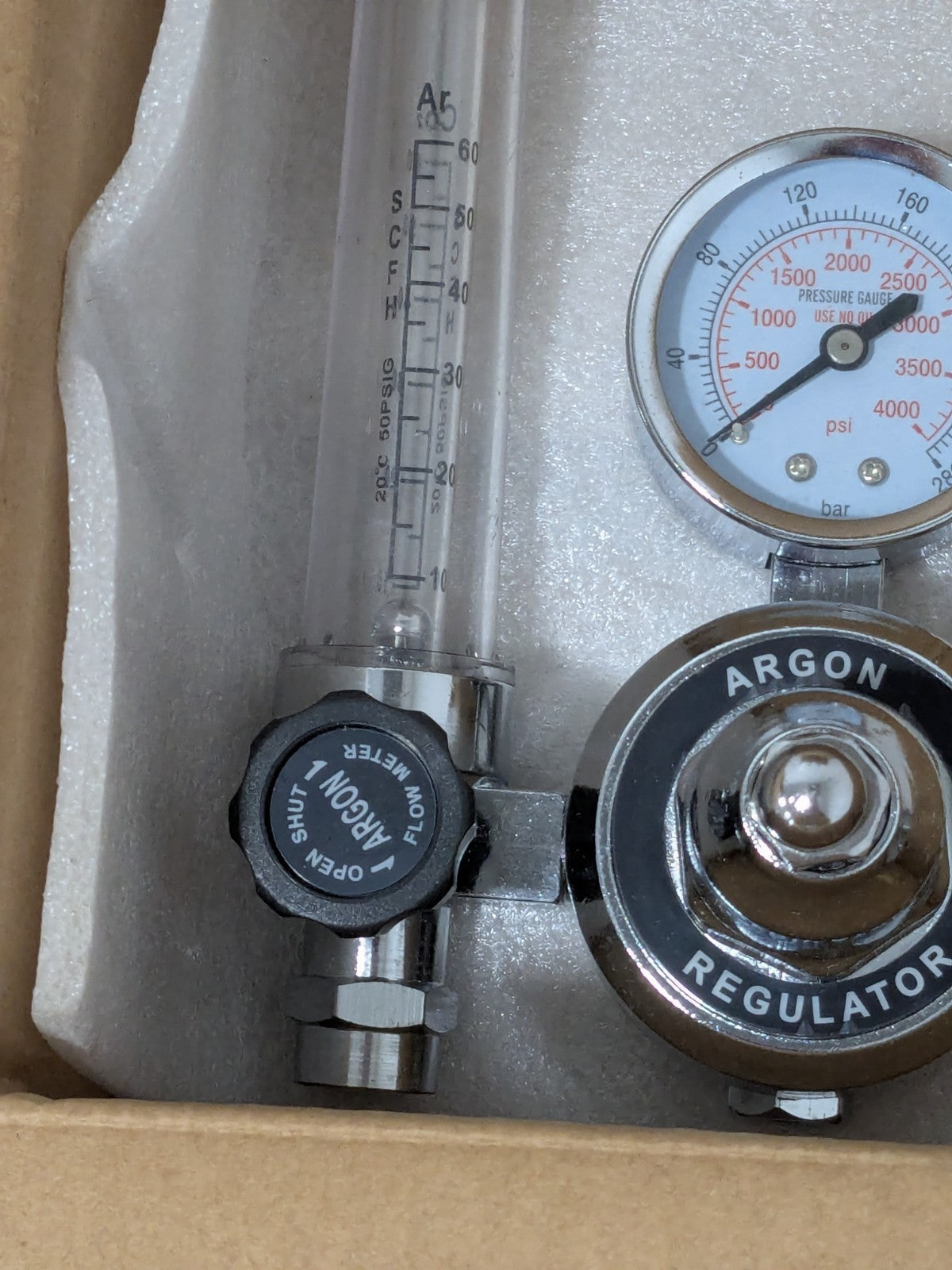 Pro-Source Welding Gas Regulators: Gas Type: CO2, Argon 70100455 PRO