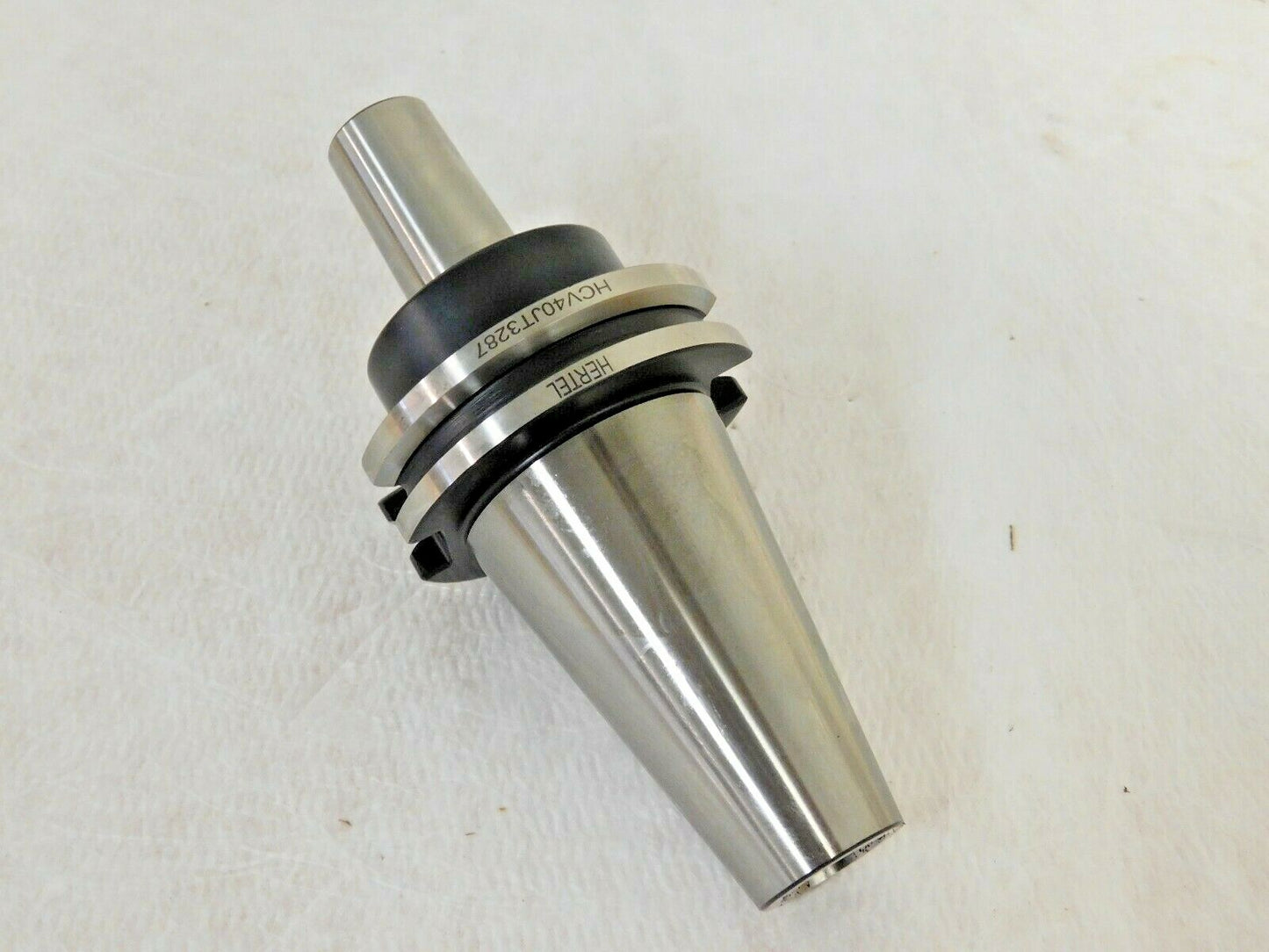 Hertel Taper Adapter JT3  40 V-Flange HCV40JT3287 5699509