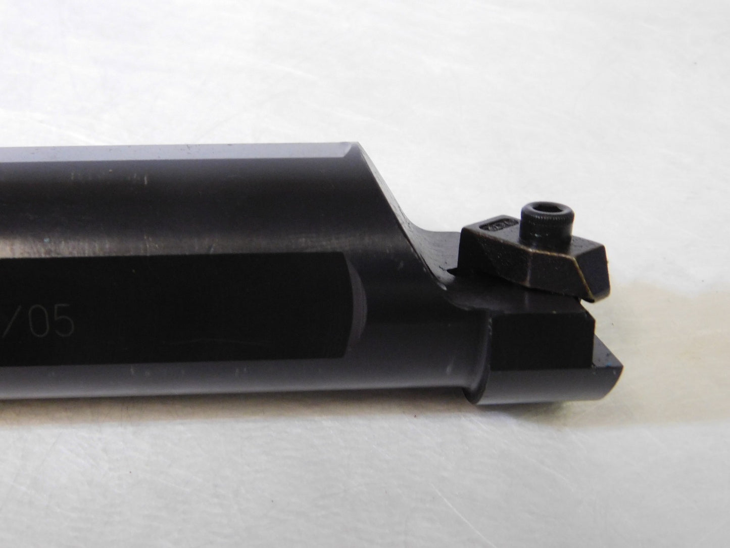 Valenite Boring Bar 1.5" Shk LH 14L Steel w/Coolant Hole 1/4-18 NPT A24-VLEL3
