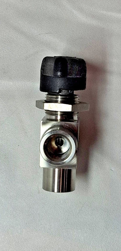 Parker 3-Way Manual Ball Valve 1/8" 2F-MB4XPFA-SSP