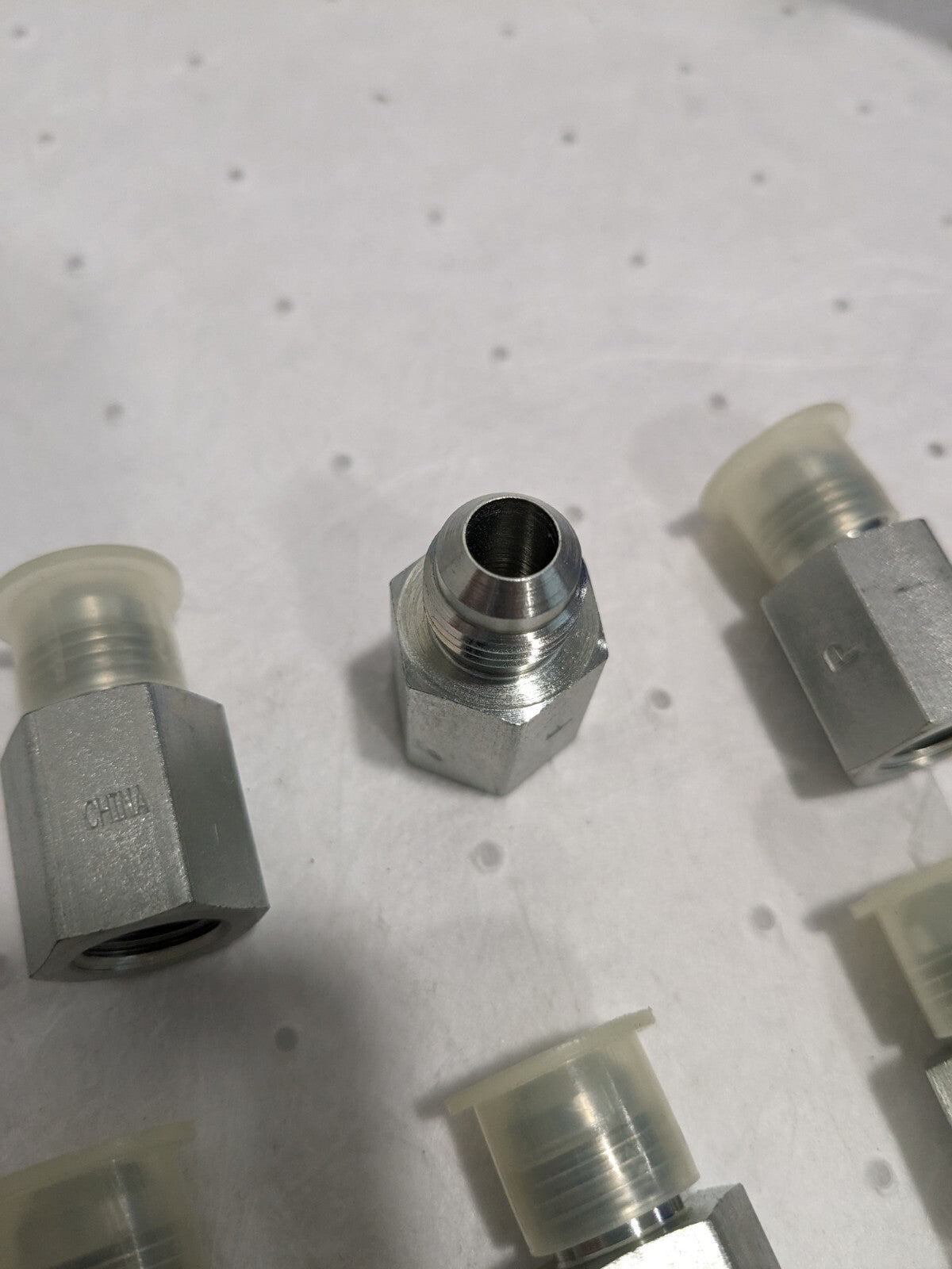 PARKER Steel Flared Tube Connector 10pk: 3/8" OD 37 deg Flared Angle P00137