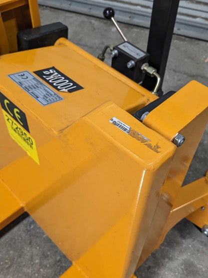 Wesco Manual Ergonomic Pallet Tilter 2200 lb. Capacity 272950 Parts / Repair