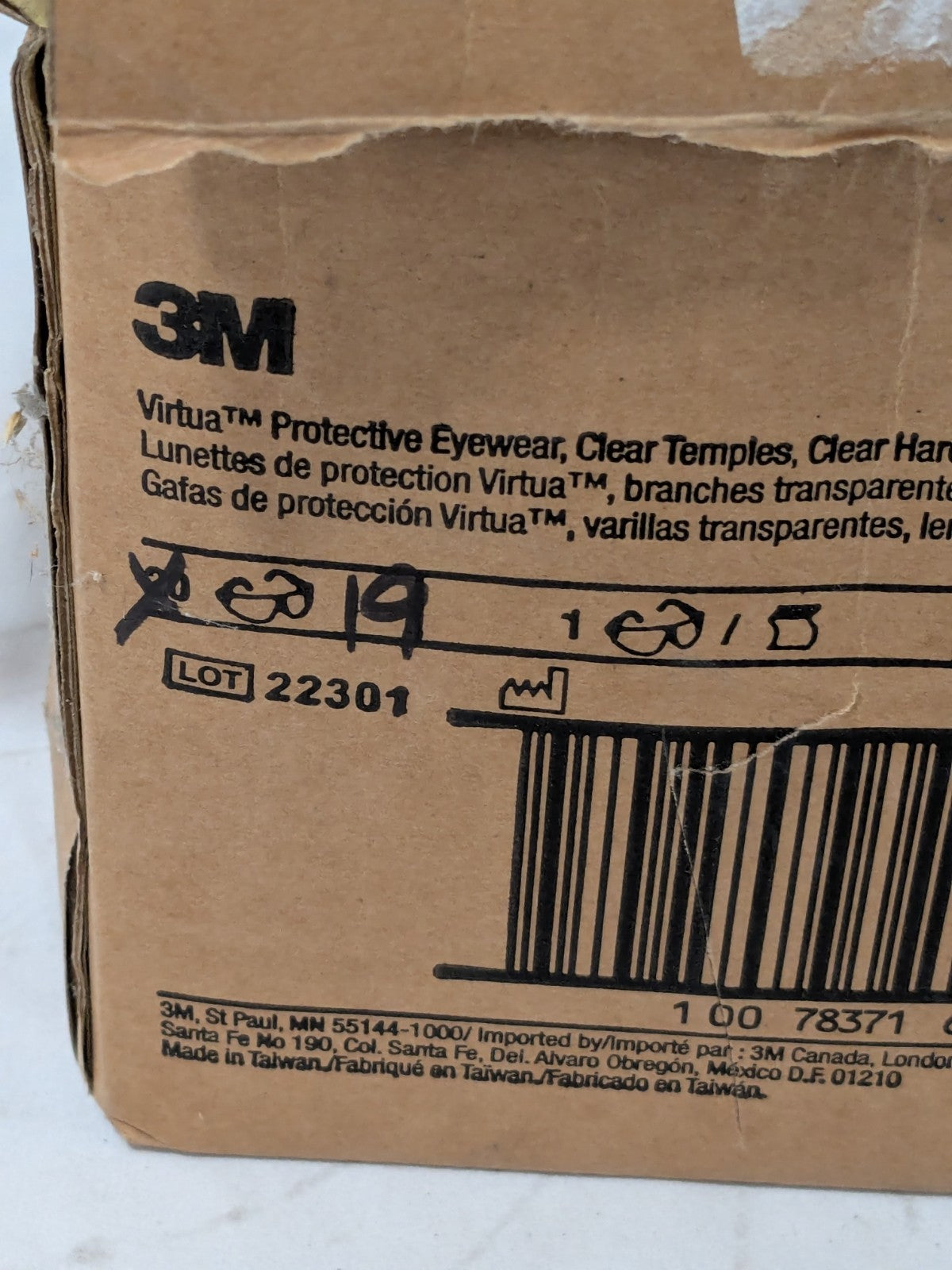 3M Safety Glasses: Scratch-Resistant, Polycarbonate, Clear Box of 19 7100110886