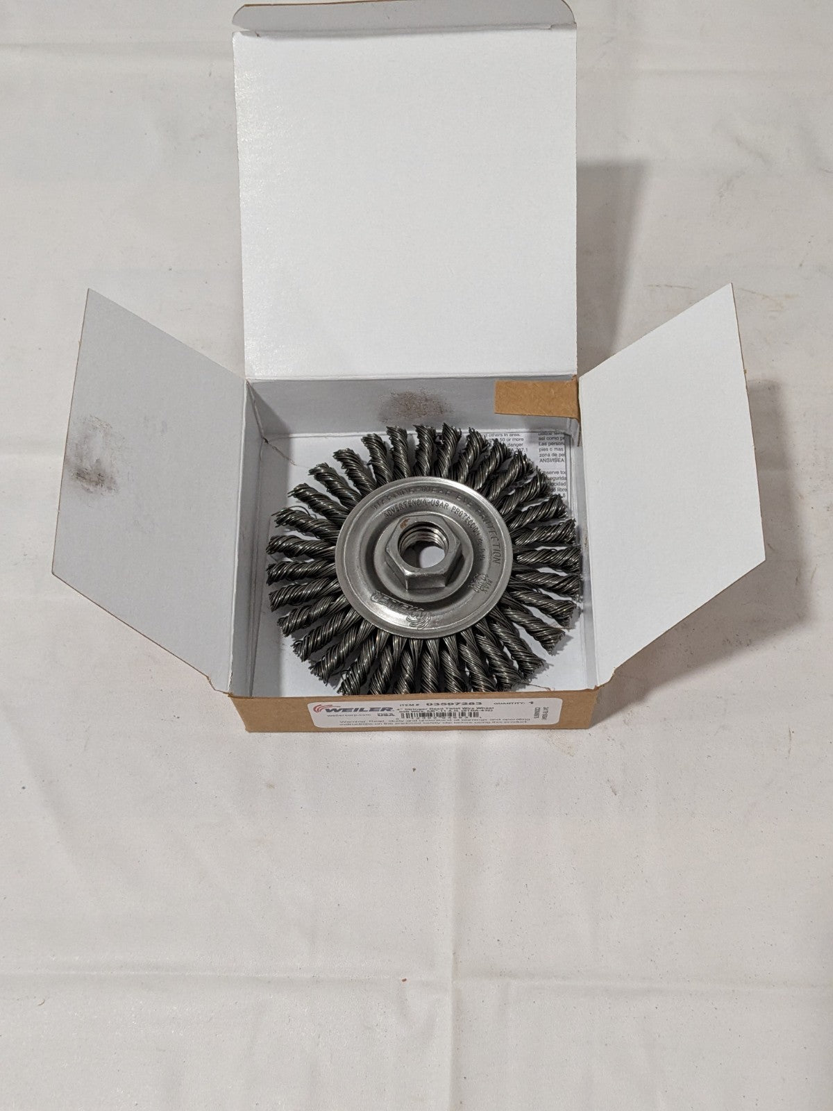 WEILER Wheel Brush: 4" Dia, 3/16" Width, 0.0200" Wire Dia, Knotted 94653