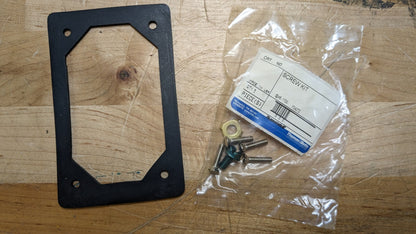 Russellstoll Receptacle 3744-RS 10/15A 125/250/600V 3W 4P New Surplus