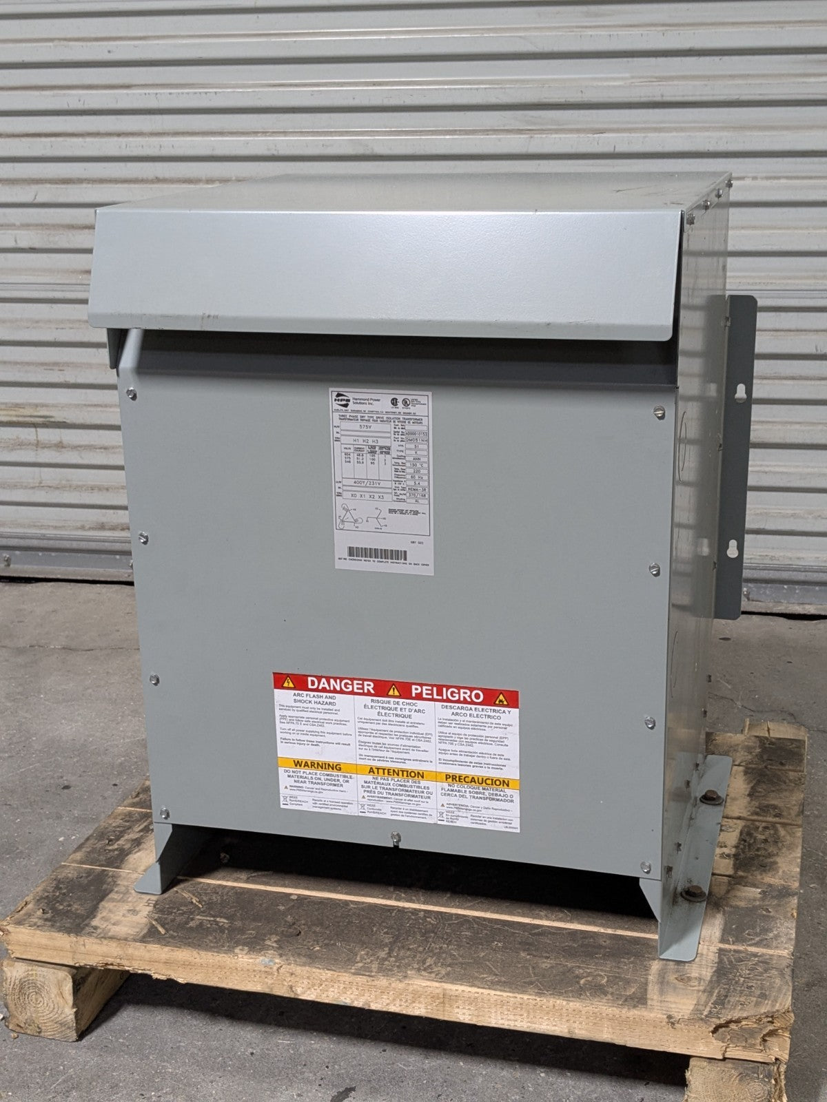 Hammond 51kVA Dry Type Drive Isolation Power Transformer 3 Ph 575V DM051NH