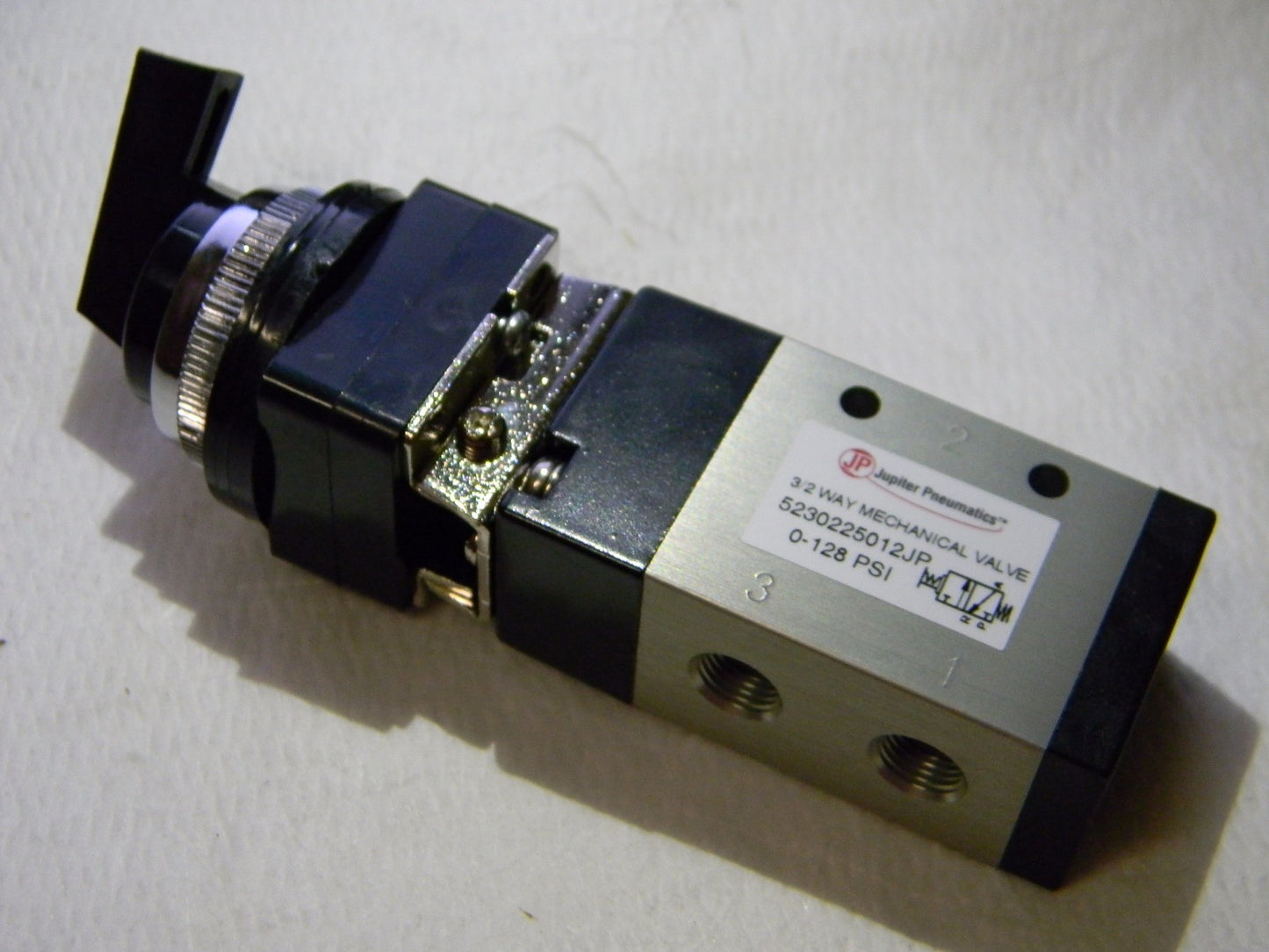 Jupiter Pneumatics 1/8"  NPT Mechanically Operated Air Valve 5230225012jp