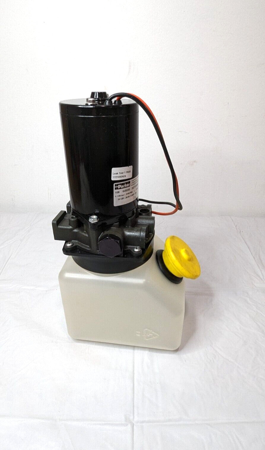 Parker Hydraulic Power Unit Series 108 24 VDC 2,000 Max psi 649200 PARTS/REPAIR